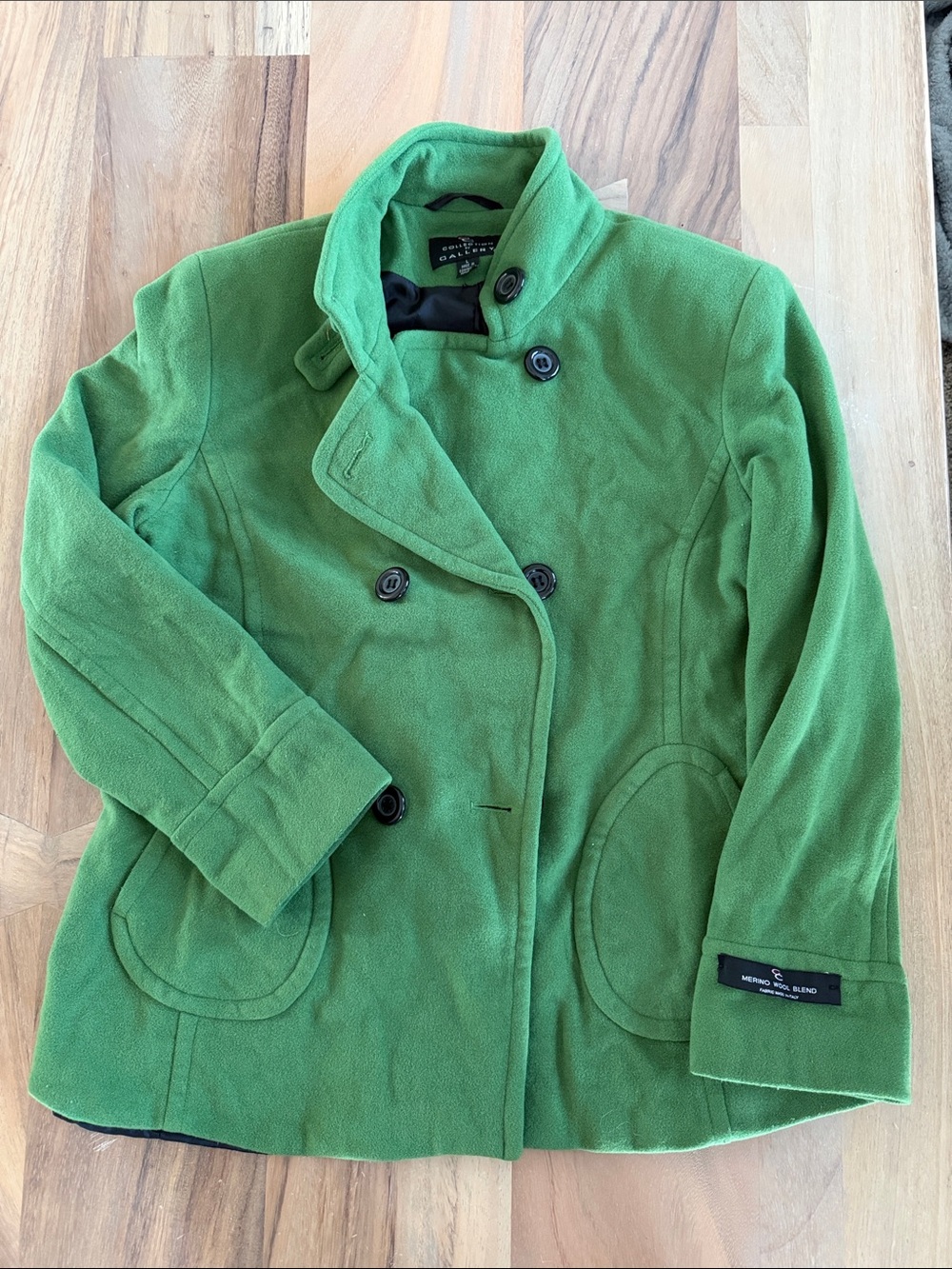 Collection B Bright Green Wool Coat with Black Lining